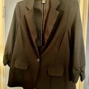 Navy blazer 3/4 sleeve